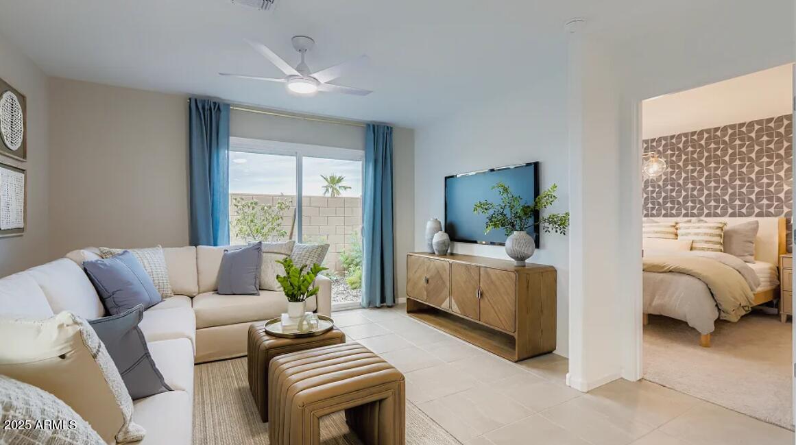 9619 West Piccadilly Road Avondale, AZ 85392 - Photo 6 of 16 Great Room