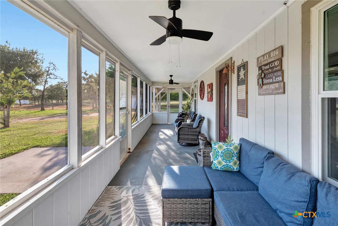 351 Sulphur Creek Road Victoria, TX 77905 - Photo 22 of 28