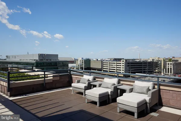 $749,900 | 215 I Street Northeast, Unit 311, Washington, DC 20002