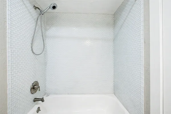 $1,650 | 41 Cypress Fairway Village, Wimberley, TX 78676