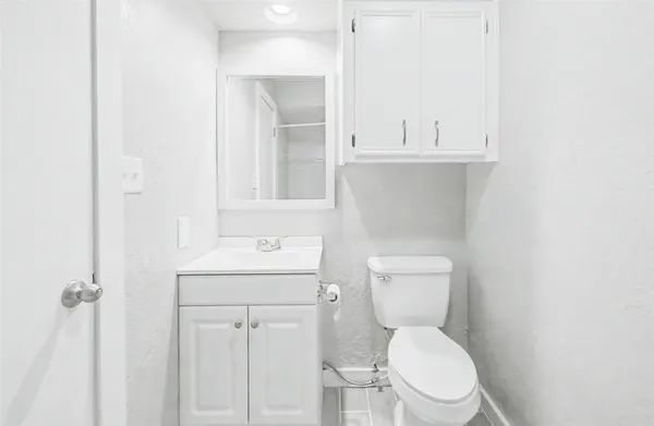 $1,650 | 41 Cypress Fairway Village, Wimberley, TX 78676