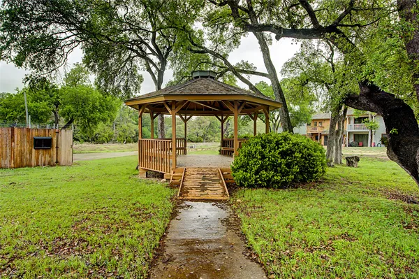 $1,650 | 41 Cypress Fairway Village, Wimberley, TX 78676