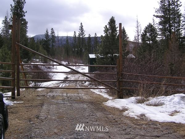3129 Wild Turkey Lane Riverside, WA 98849 - Photo 4 of 15 Gallery Image 4