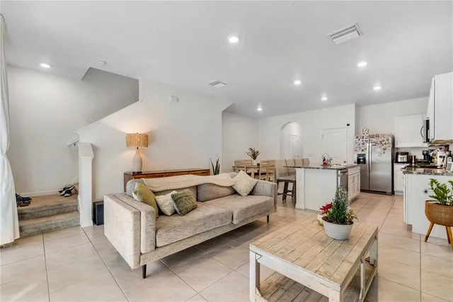 $2,200 | 2916 Peony Pr Lane, Wesley Chapel, FL 33543