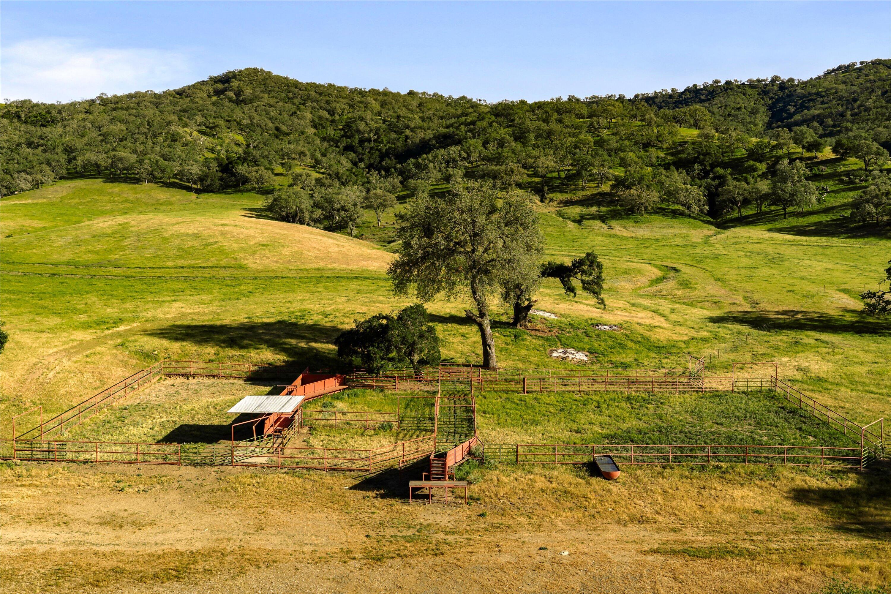 12707 Huasna Road Arroyo Grande, CA 93420 - Photo 44 of 77 a view of an ocean