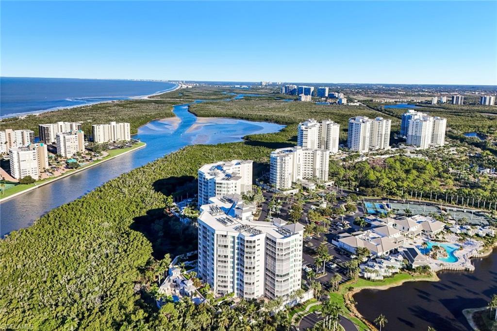 300 Dunes Boulevard, Unit 201 Naples, FL 34110 - Photo 32 of 50