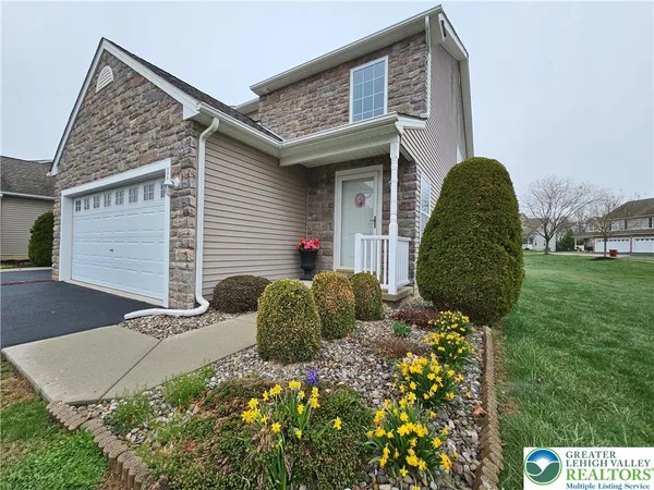$439,900 | 805 Fieldstone Trail, Easton, PA 18040