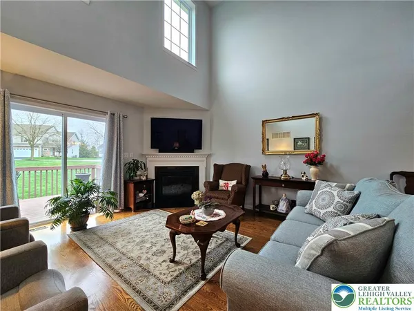 $439,900 | 805 Fieldstone Trail, Easton, PA 18040