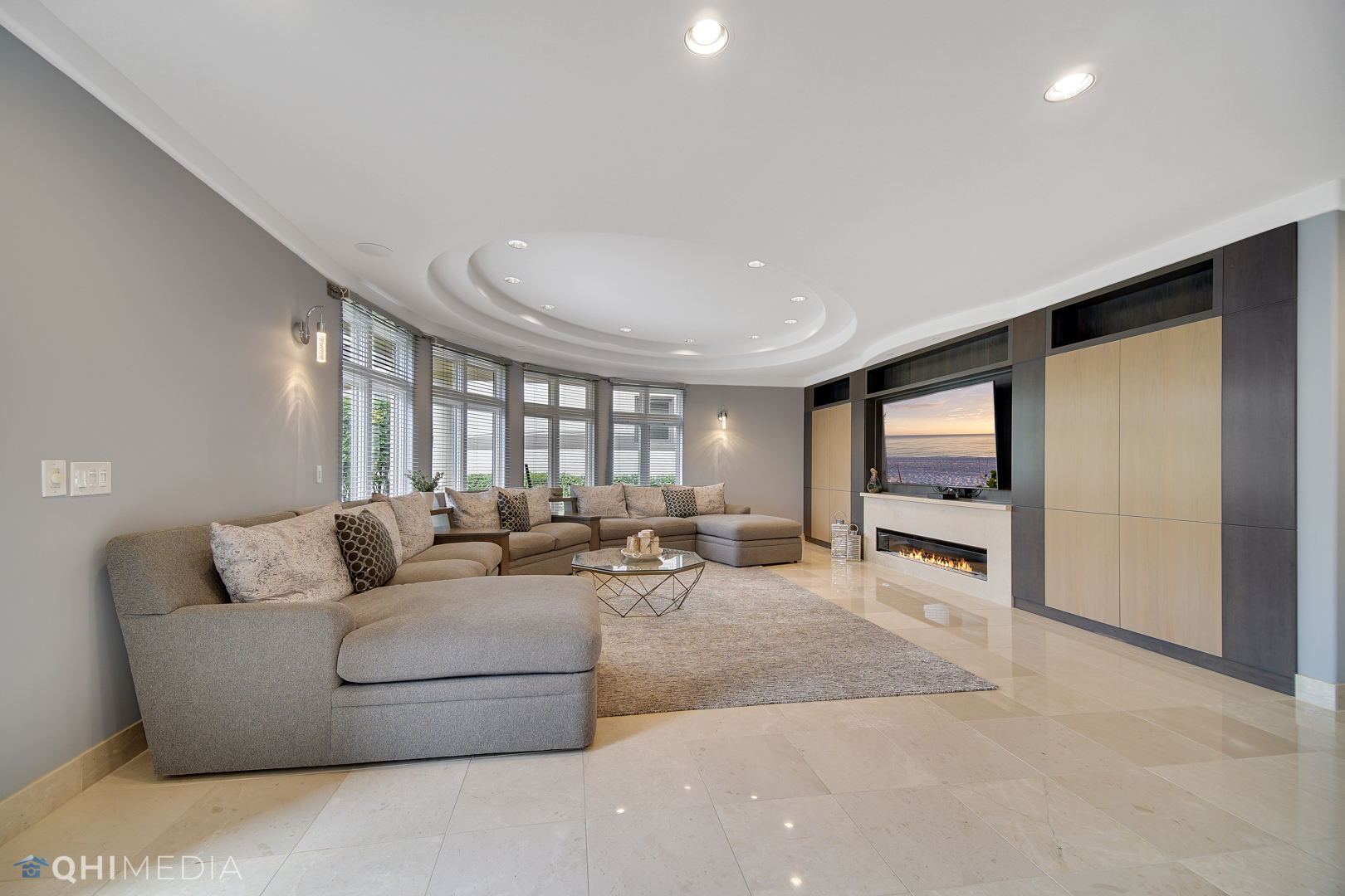 Undisclosed Address Oak Brook, IL 60523 - Photo 13 of 65 a living room with furniture and large windows