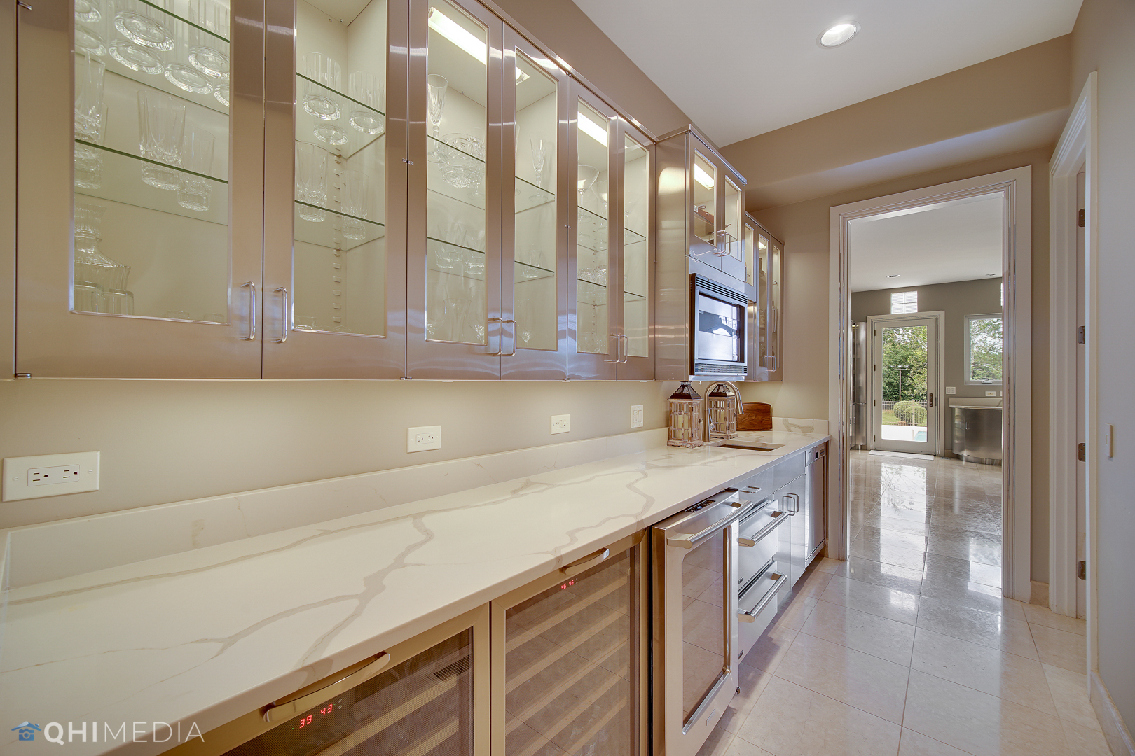 Undisclosed Address Oak Brook, IL 60523 - Photo 16 of 65