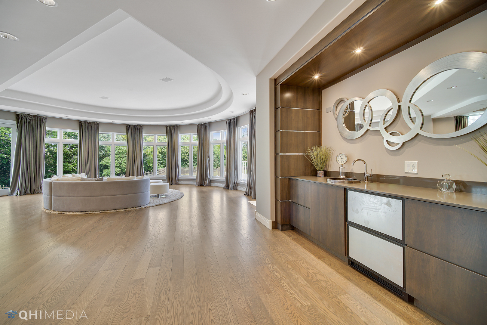 Undisclosed Address Oak Brook, IL 60523 - Photo 17 of 65 a view of kitchen with furniture and large window