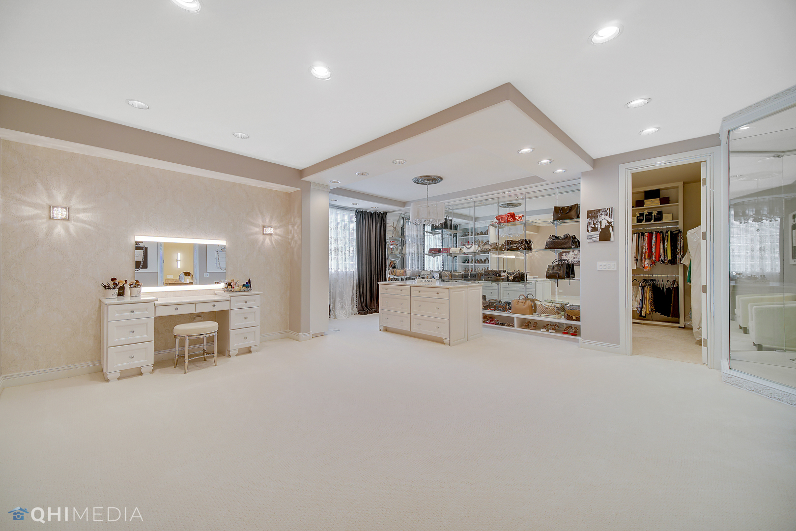 Undisclosed Address Oak Brook, IL 60523 - Photo 23 of 65 a view of a kitchen with furniture and cabinet