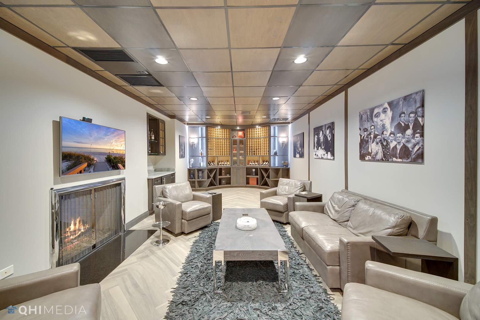 Undisclosed Address Oak Brook, IL 60523 - Photo 33 of 65 a living room with furniture and a large window