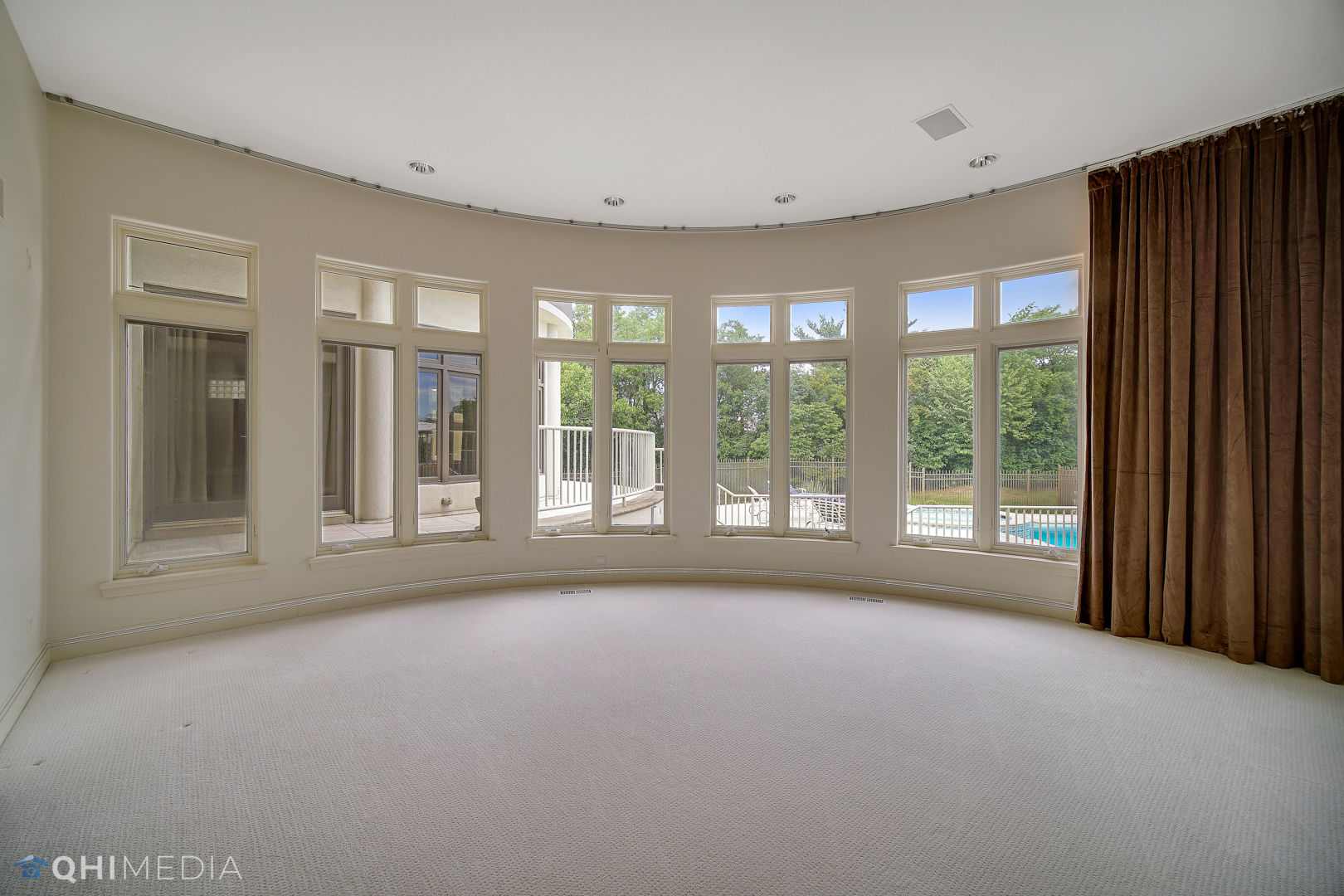 Undisclosed Address Oak Brook, IL 60523 - Photo 49 of 65 a view of a room with front door