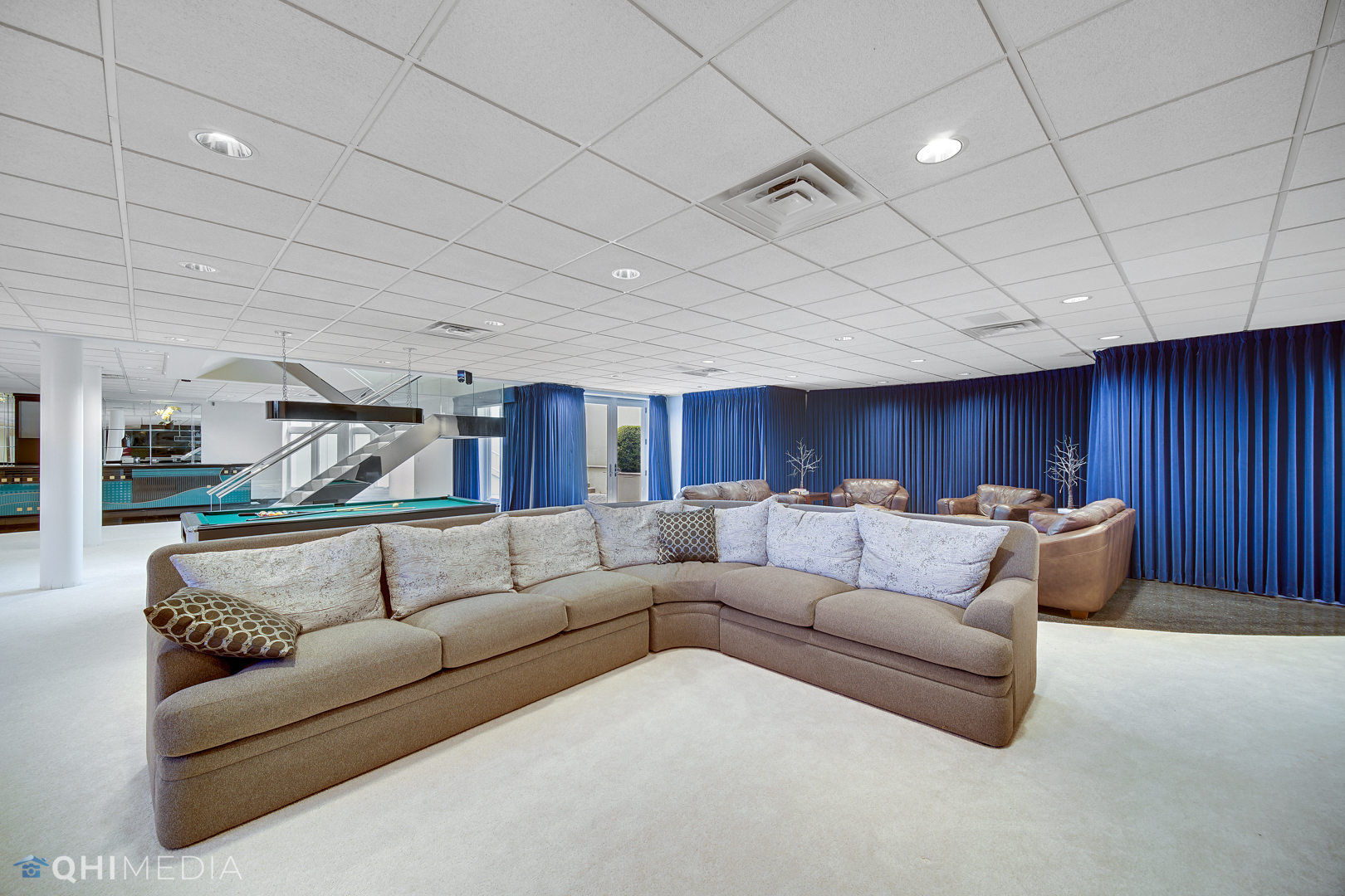 Undisclosed Address Oak Brook, IL 60523 - Photo 57 of 65 a living room with furniture and a wooden floor