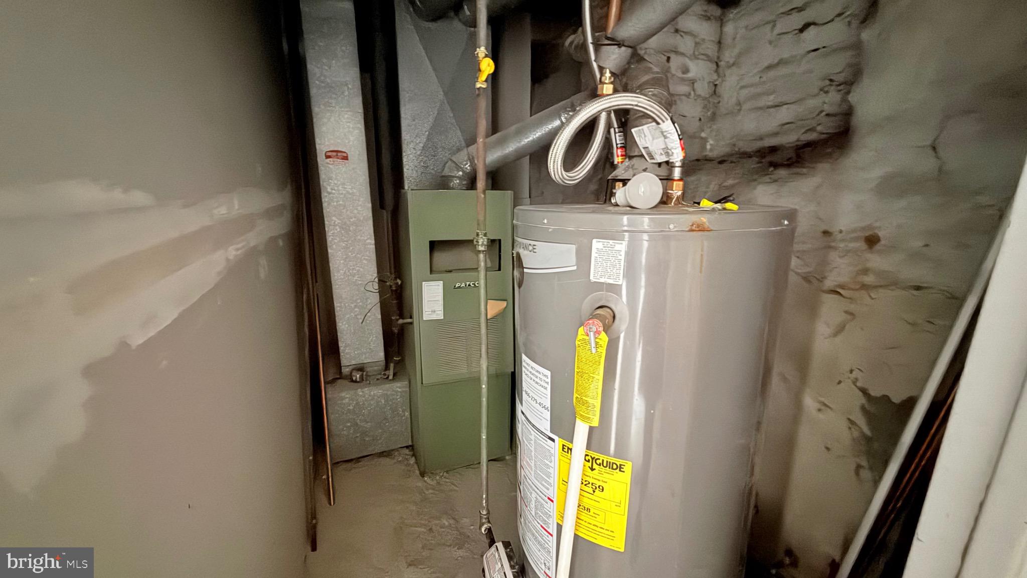 1333 Colwyn Street Philadelphia, PA 19140 - Photo 31 of 38 a bathroom with a sink and a mirror
