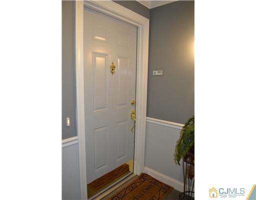 358 Rector Street, Unit 501 Perth Amboy, NJ 08861 - Photo 3 of 25