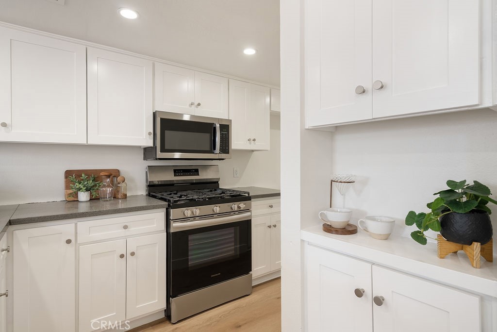 820 West Compton Boulevard, Unit 24 Compton, CA 90220 - Photo 9 of 24