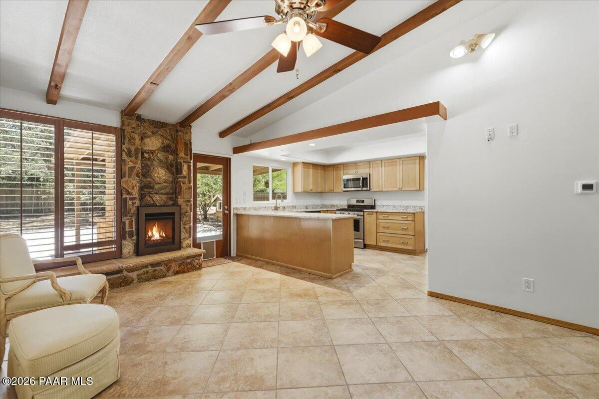 1133 Copper Basin Road Prescott, AZ 86303 - Photo 12 of 32 12-Family Room
