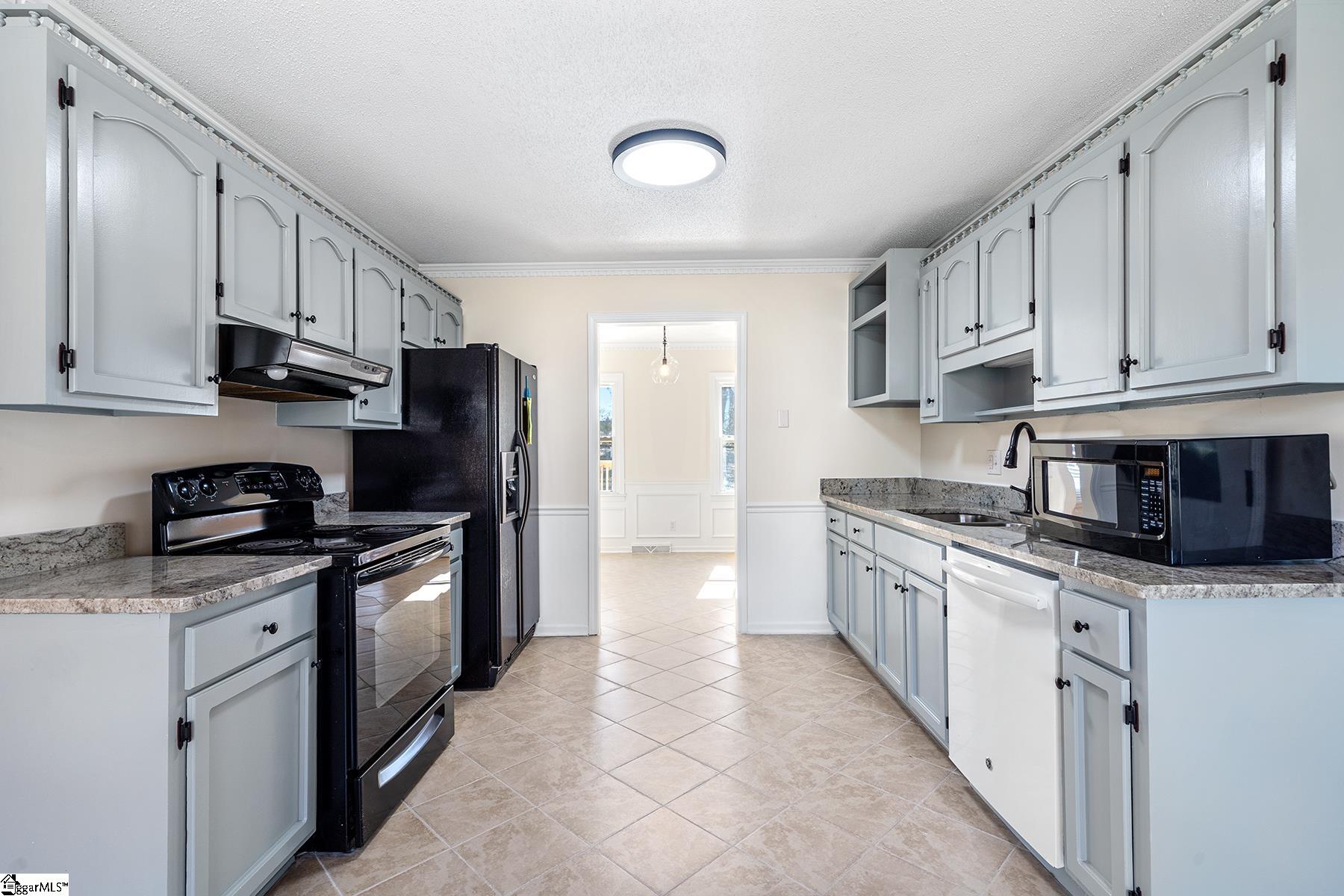 9 Pine Gate Court Greenville, SC 29607 - Photo 14 of 31