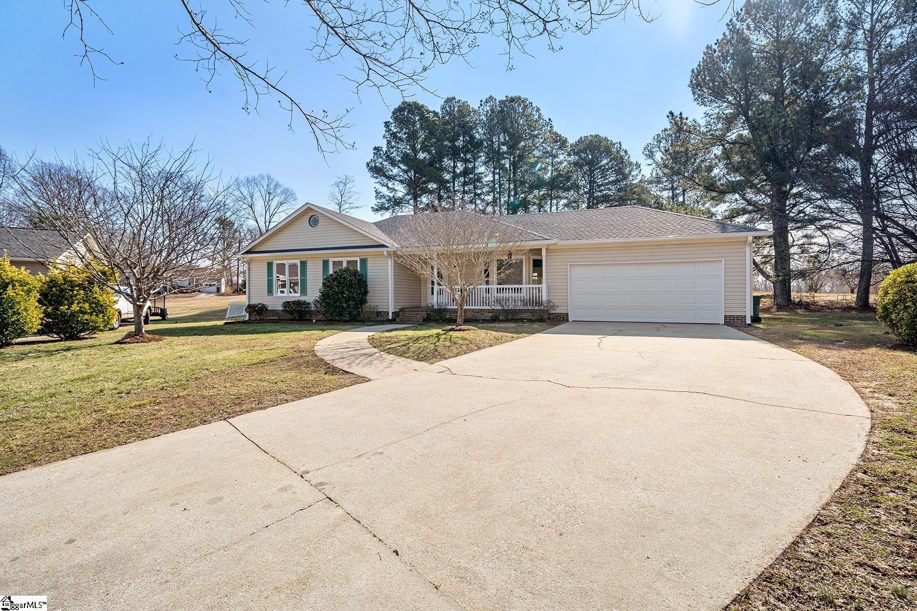 9 Pine Gate Court Greenville, SC 29607 - Photo 2 of 31