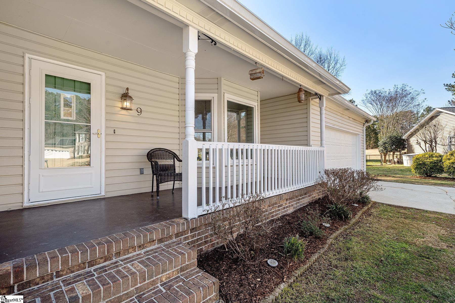 9 Pine Gate Court Greenville, SC 29607 - Photo 4 of 31