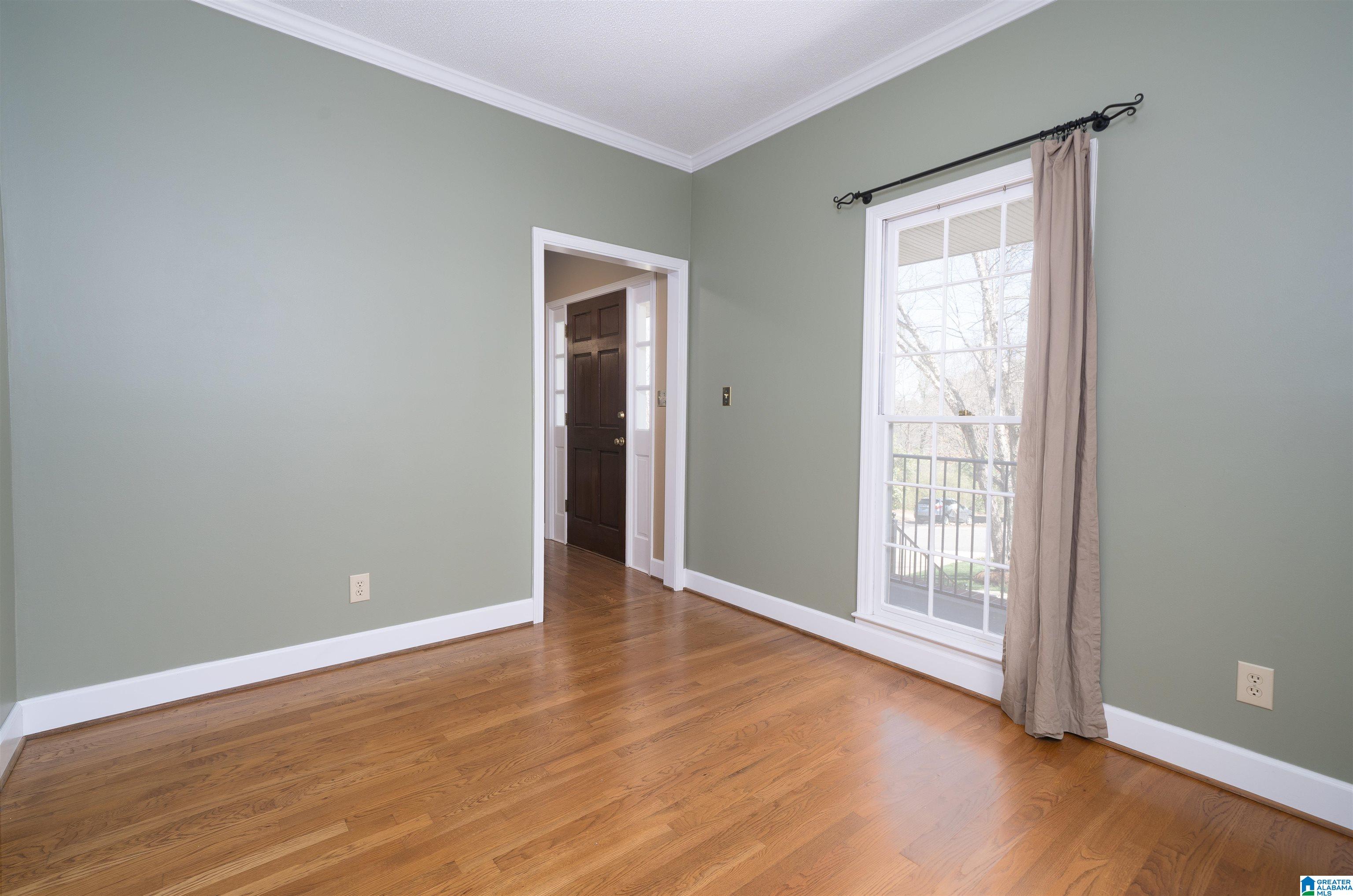 888 Mountain Ridge Drive Birmingham, AL 35209 - Photo 16 of 40