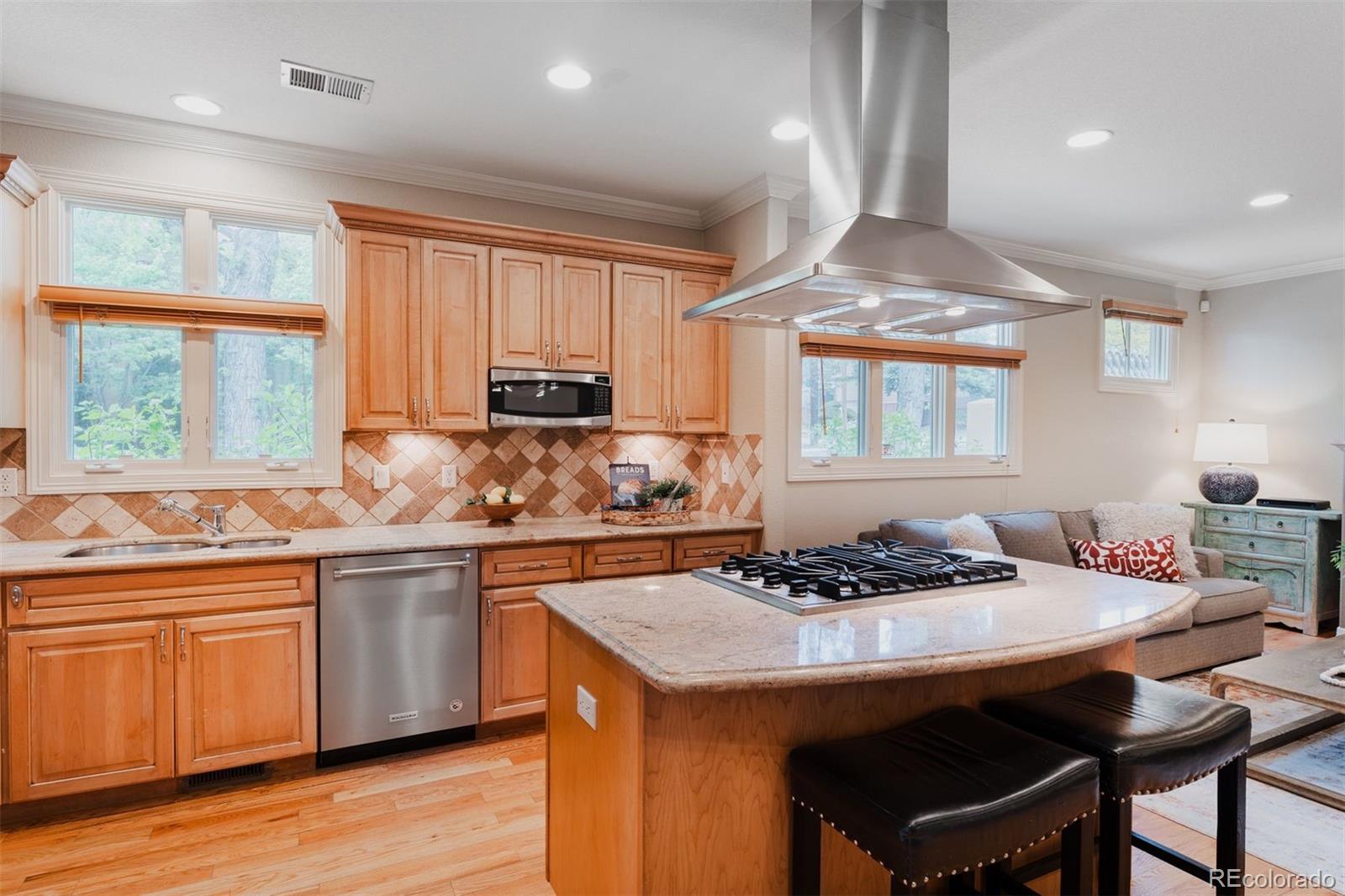 178 Jackson Street Denver, CO 80206 - Photo 2 of 38