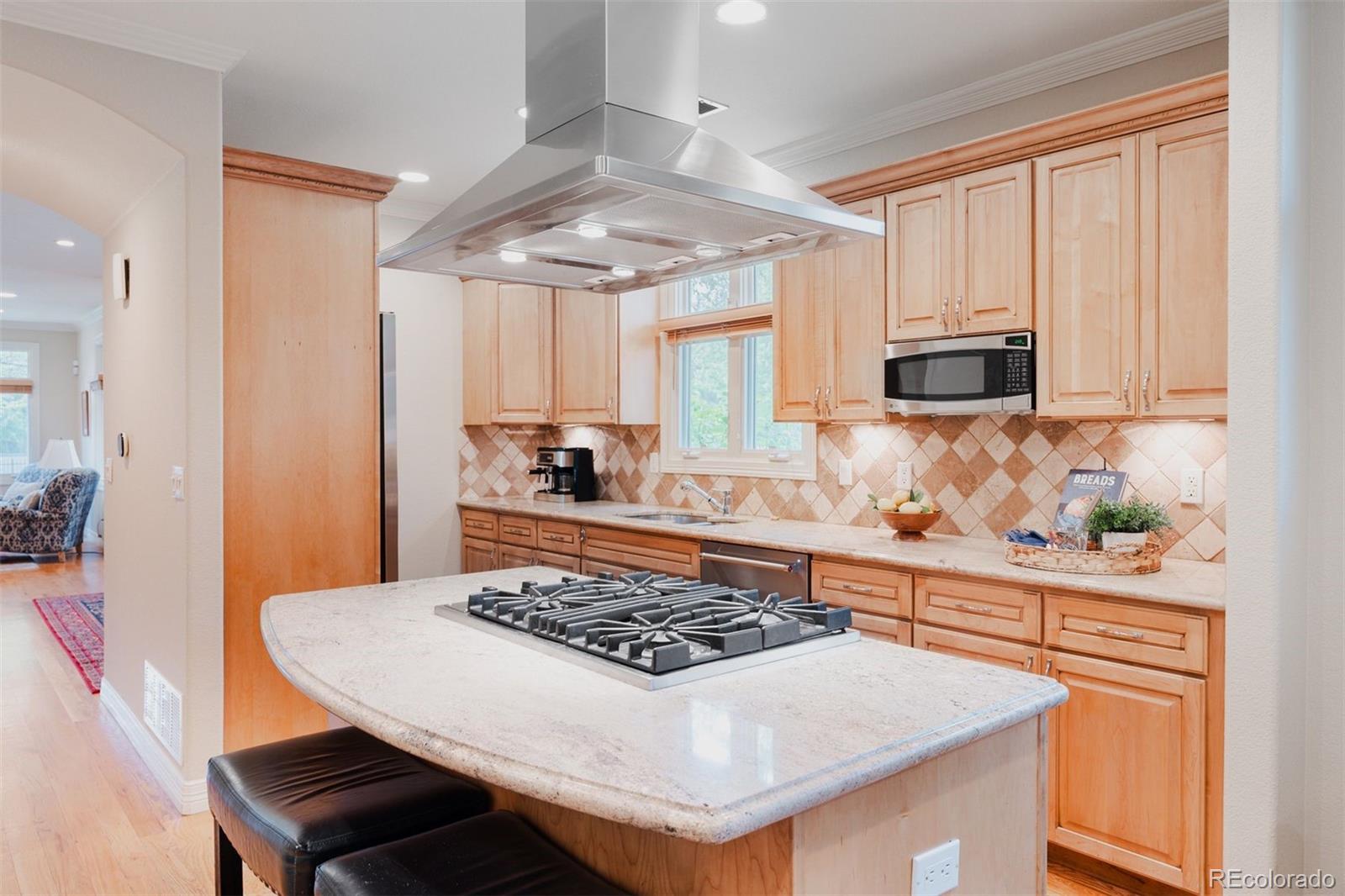 178 Jackson Street Denver, CO 80206 - Photo 3 of 38