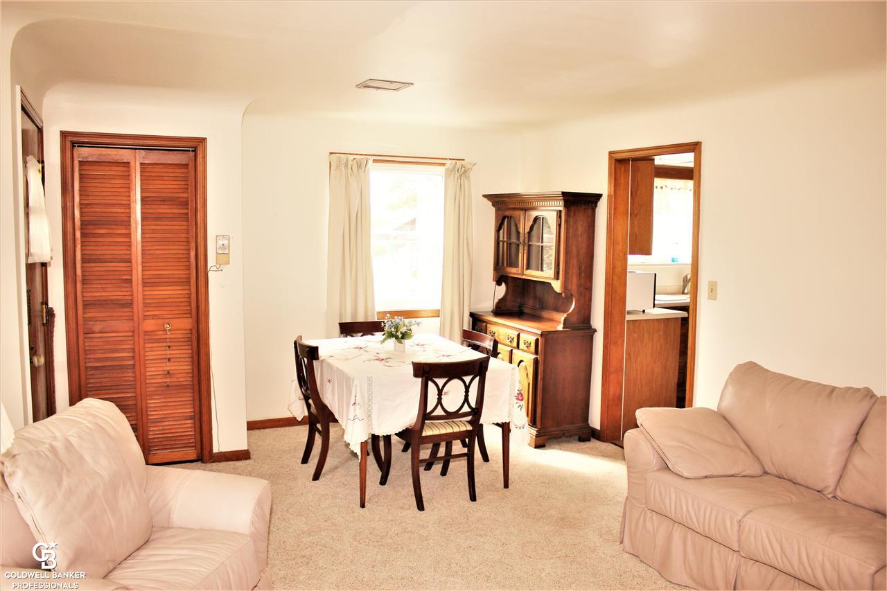 71371 Romeo Plank Road Armada, MI 48005 - Photo 13 of 33 50060674-12.JPG