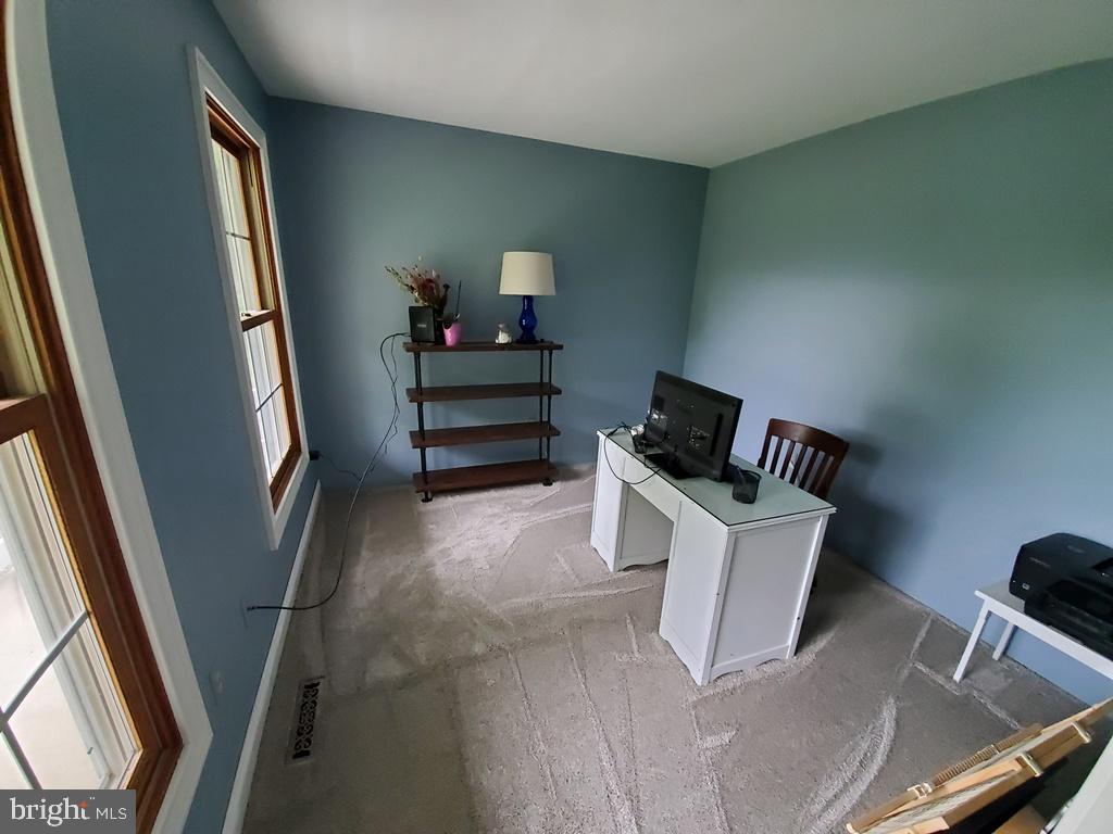 17 Hickorytown Road Carlisle, PA 17015 - Photo 18 of 32 Gallery Image 18