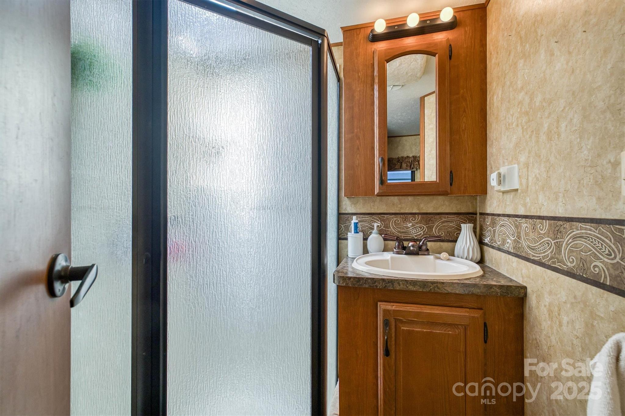 4459 Grandin Road Lenoir, NC 28645 - Photo 24 of 29 Gallery Image 24