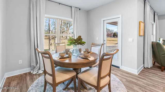 $330,400 | 527 Vista Pointe Drive, Pearl, MS 39208