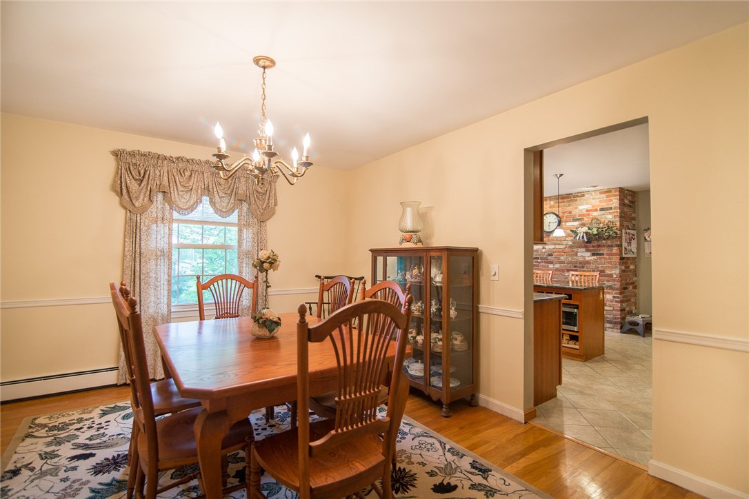 7 Pinetop Road Barrington, RI 02806 - Photo 12 of 34 Gallery Image 12
