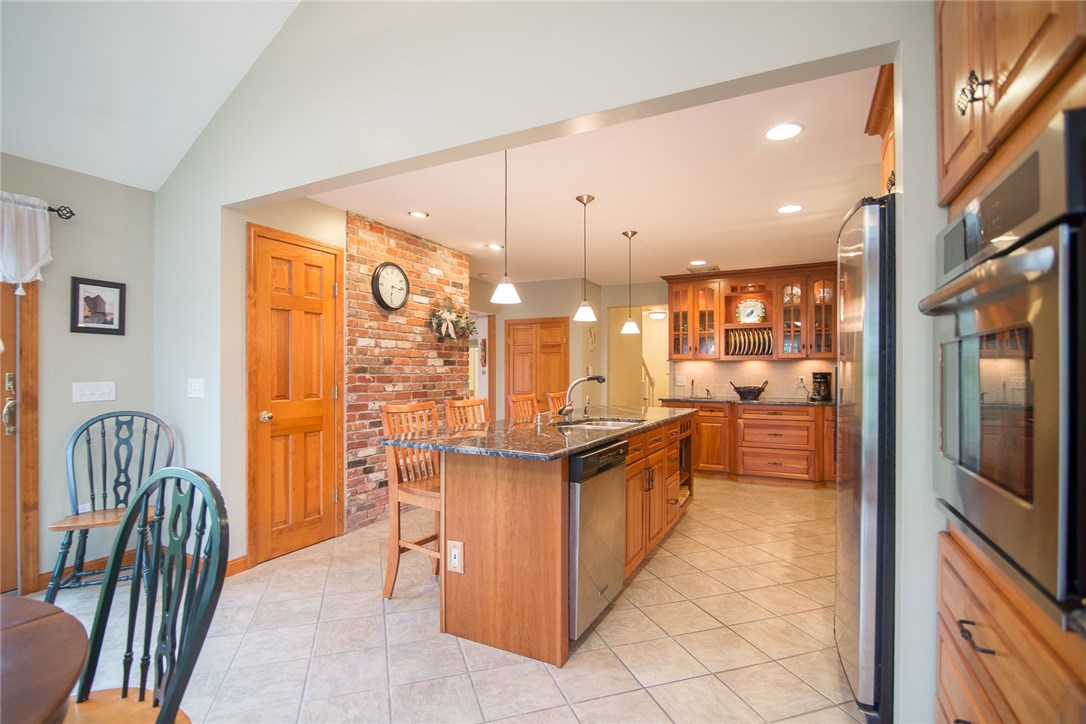 7 Pinetop Road Barrington, RI 02806 - Photo 14 of 34 Gallery Image 14