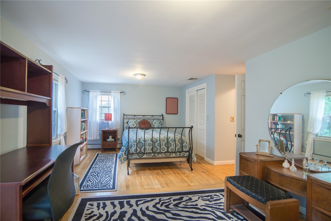 7 Pinetop Road Barrington, RI 02806 - Photo 26 of 34 Gallery Image 26