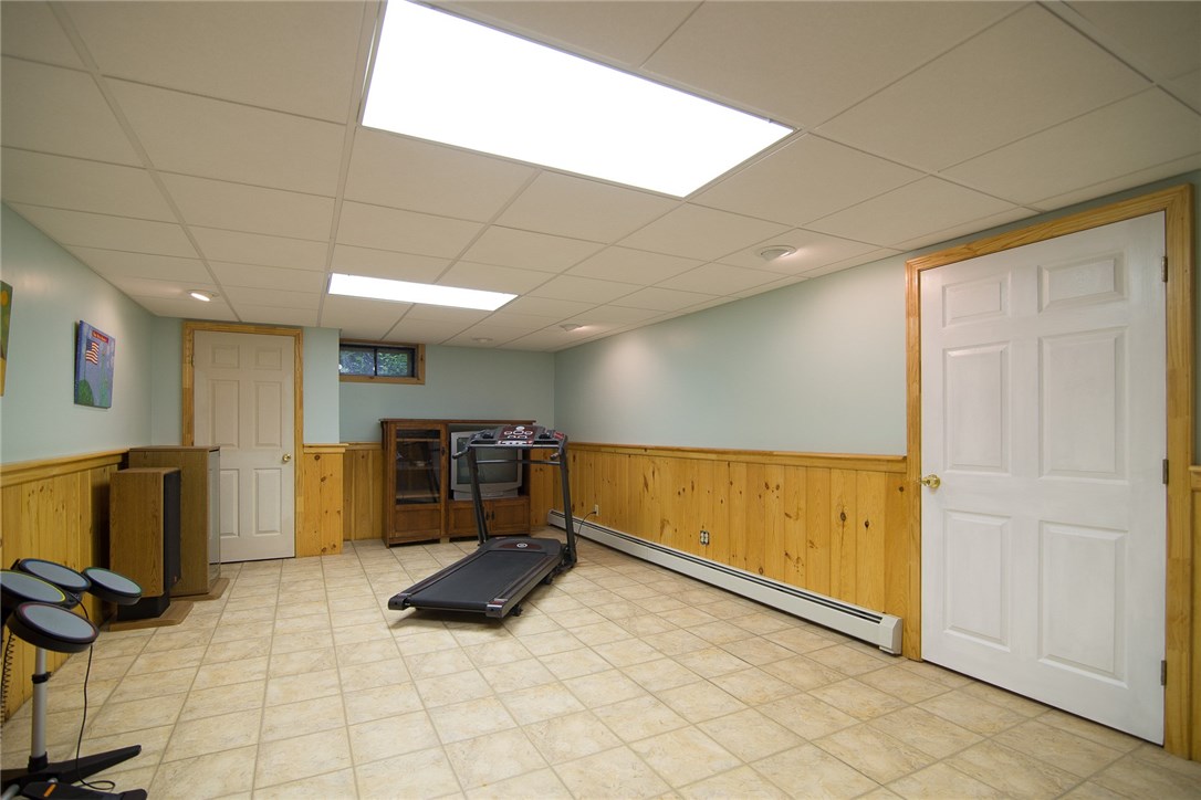 7 Pinetop Road Barrington, RI 02806 - Photo 34 of 34 Gallery Image 34