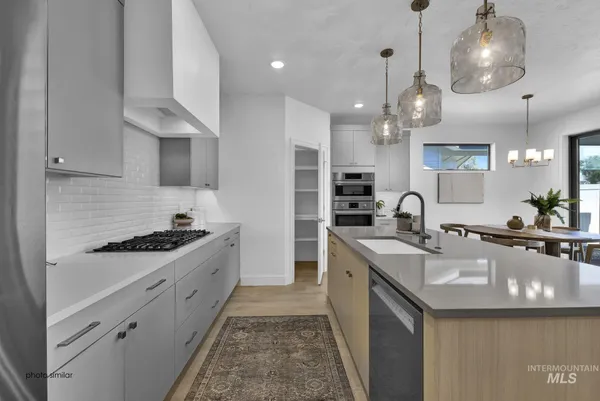 $574,900 | 1750 North Grn Pne Lane, Star, ID 83669