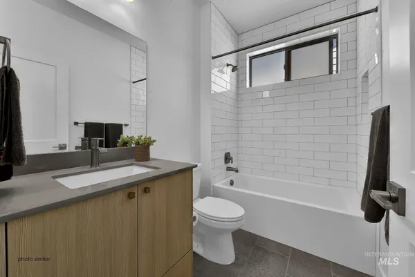 $574,900 | 1750 North Grn Pne Lane, Star, ID 83669