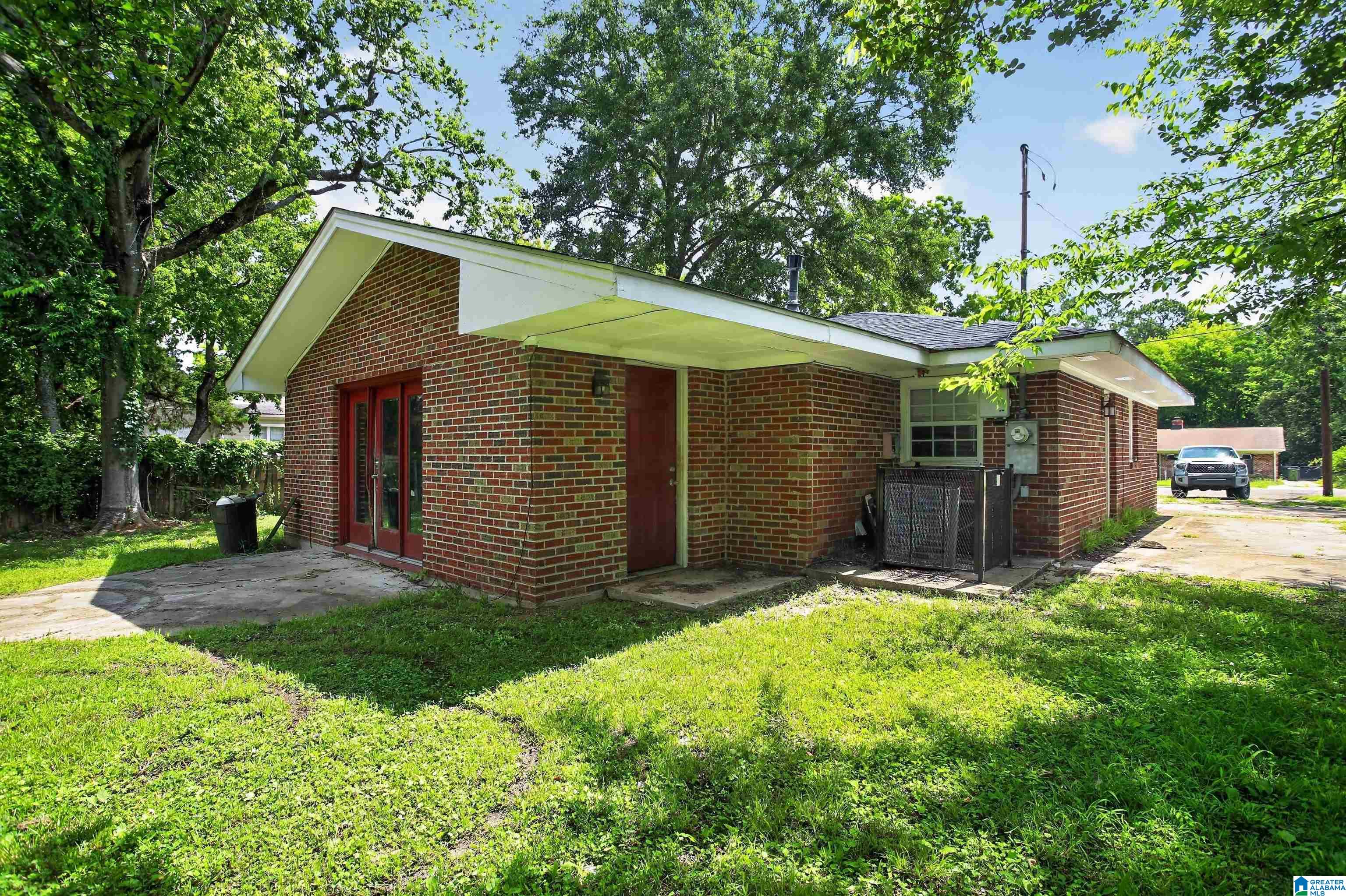 3406 Le Bron Road Montgomery, AL 36111 - Photo 2 of 32