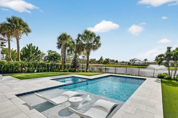 $1,295,000 | 10764 Northbrook Circle, Palm Beach Gardens, FL 33412