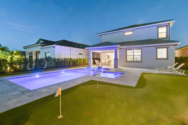 $1,295,000 | 10764 Northbrook Circle, Palm Beach Gardens, FL 33412