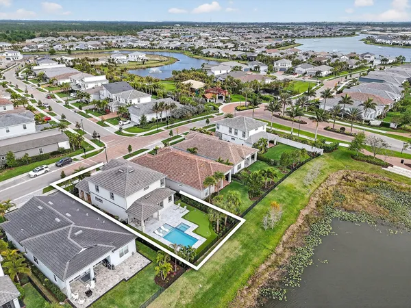 $1,295,000 | 10764 Northbrook Circle, Palm Beach Gardens, FL 33412
