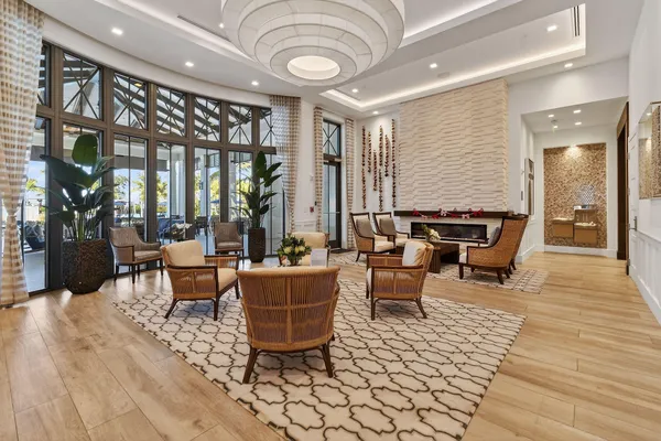 $1,295,000 | 10764 Northbrook Circle, Palm Beach Gardens, FL 33412