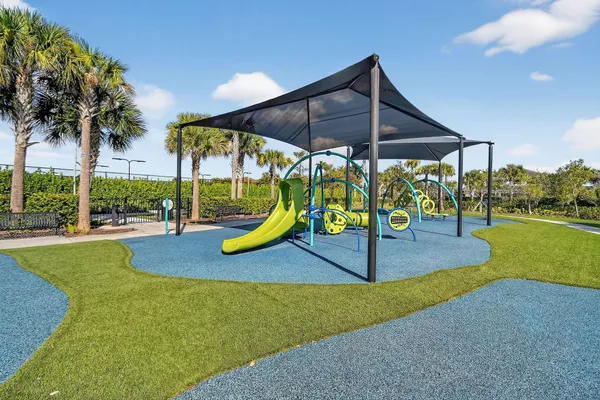 $1,295,000 | 10764 Northbrook Circle, Palm Beach Gardens, FL 33412