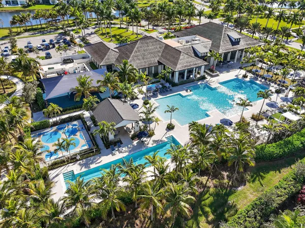$1,295,000 | 10764 Northbrook Circle, Palm Beach Gardens, FL 33412