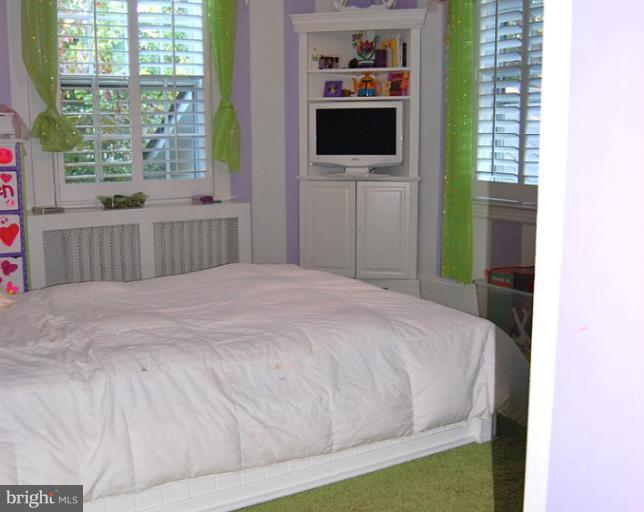 1407 Berwick Road Towson, MD 21204 - Photo 27 of 30 Bedroom
