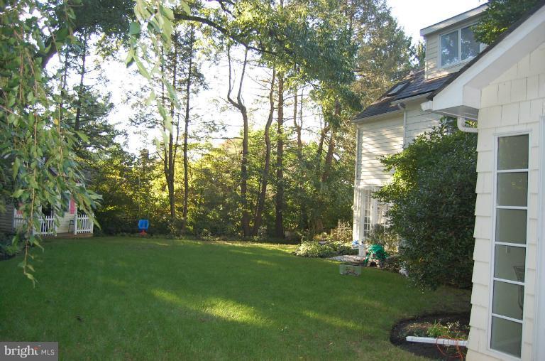 1407 Berwick Road Towson, MD 21204 - Photo 7 of 30 Exterior (General)