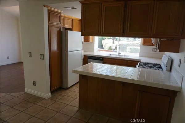 $3,300 | 1710 Maxwell Lane, Corona, CA 92881