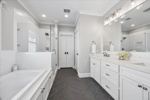 $995,000 | 724 Ashland Street, Houston, TX 77007